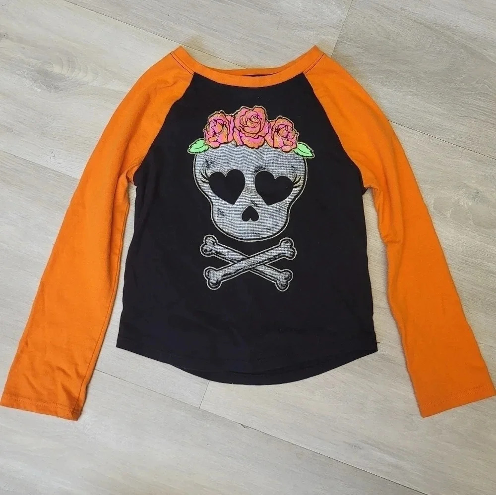 🛍Let's Celebrate Halloween Long Sleeved Tee Girls Size XS (4-5)